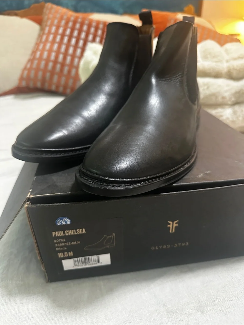 Frye Paul Chelsea Boots | Men’s 10.5M | Black Leather | New in Box